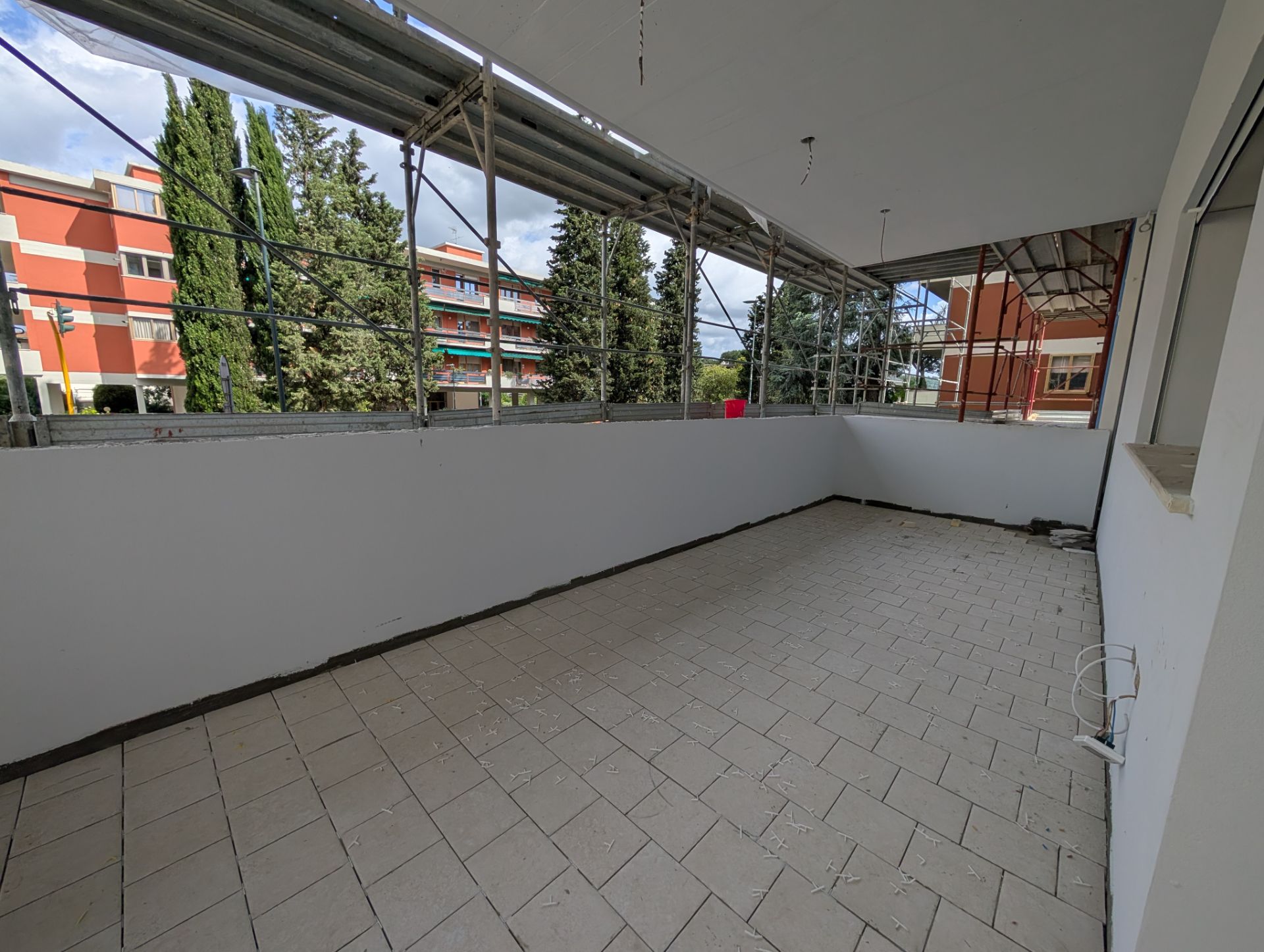 NUOVA COSTRUZIONE 5 VANI CON TERRAZZA ABITABILE CLASSE A4 - DET. FISCALI